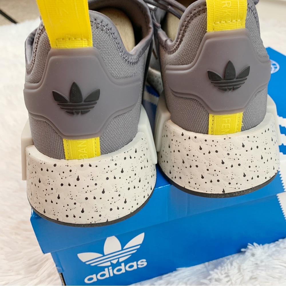 Adidas original NMD R1 Shoes athletic sneakersTrace Grey/Cloud White/Core‎ Black - Picture 10 of 13